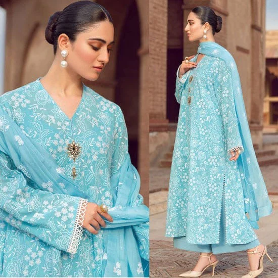 3 Piece Unstitched Heavy Embroidered Lawn Suit ( Fully Embroidered Bamber Chiffon Dupatta ) - Image 5