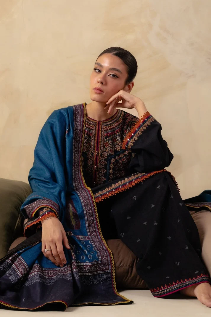 3 Piece Unstitched Fully Embroidered Dhanak Dress With Printed Blended Shawl - Image 3